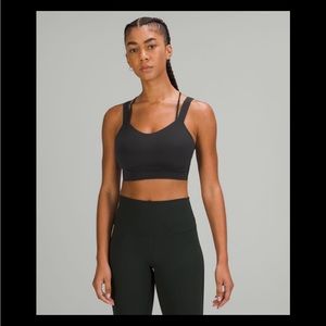 Lululemon Like a Cloud Ribbed Longline Bra Light Support, D/DD Cup
Black Size 12